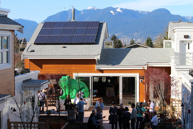 Solar co-housing in Vancouver, Canada